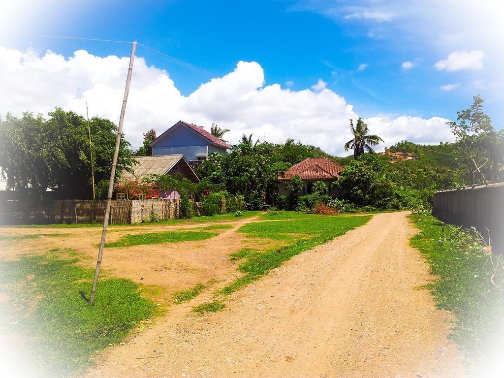 Lazy Inn Kuta  Ngoại thất bức ảnh
