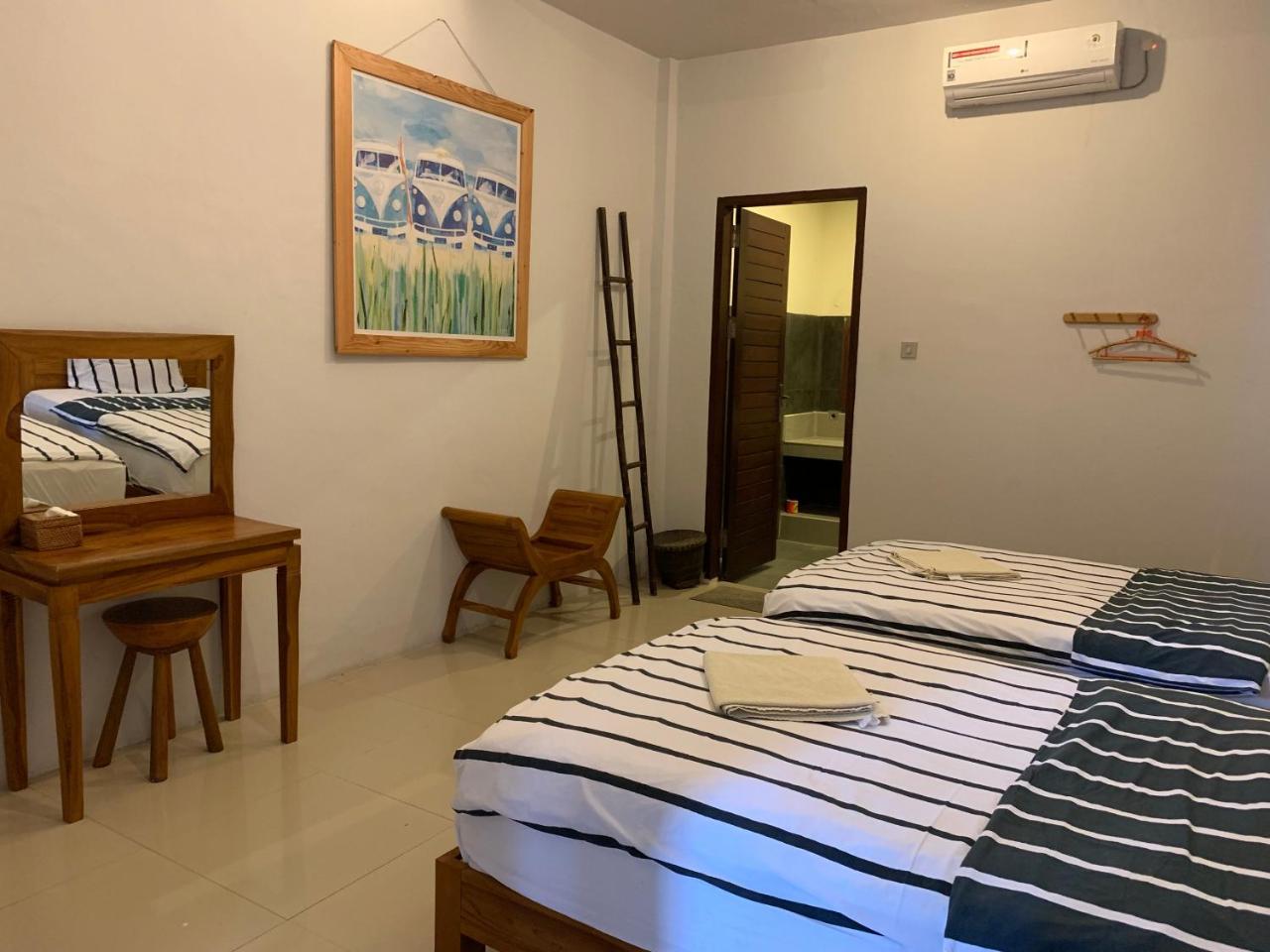 Lazy Inn Kuta  Ngoại thất bức ảnh