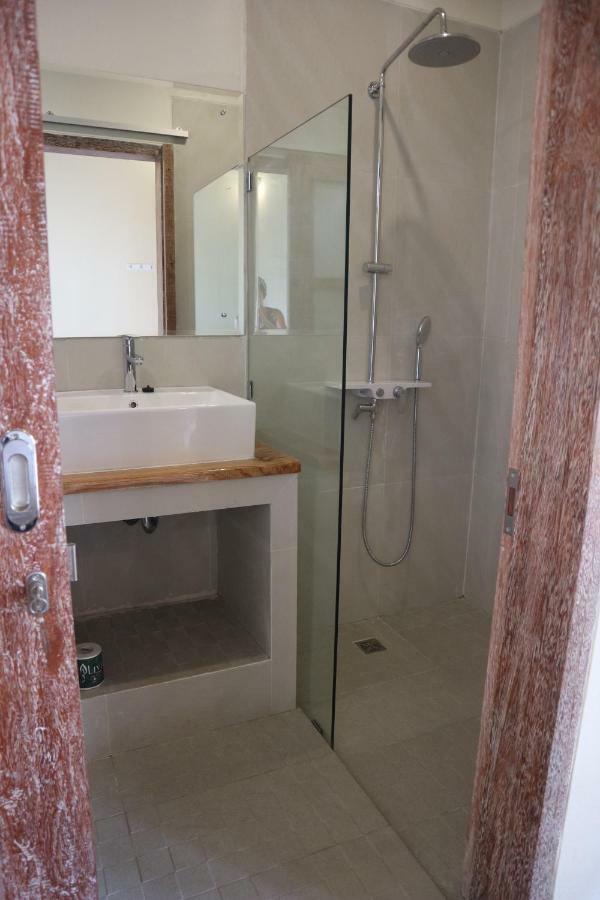 Lazy Inn Kuta  Ngoại thất bức ảnh
